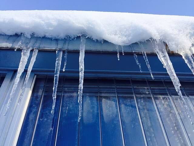 Roof With Snow